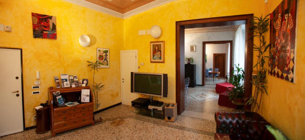 Bed and Breakfast Due Papi Savona Zewnętrze zdjęcie