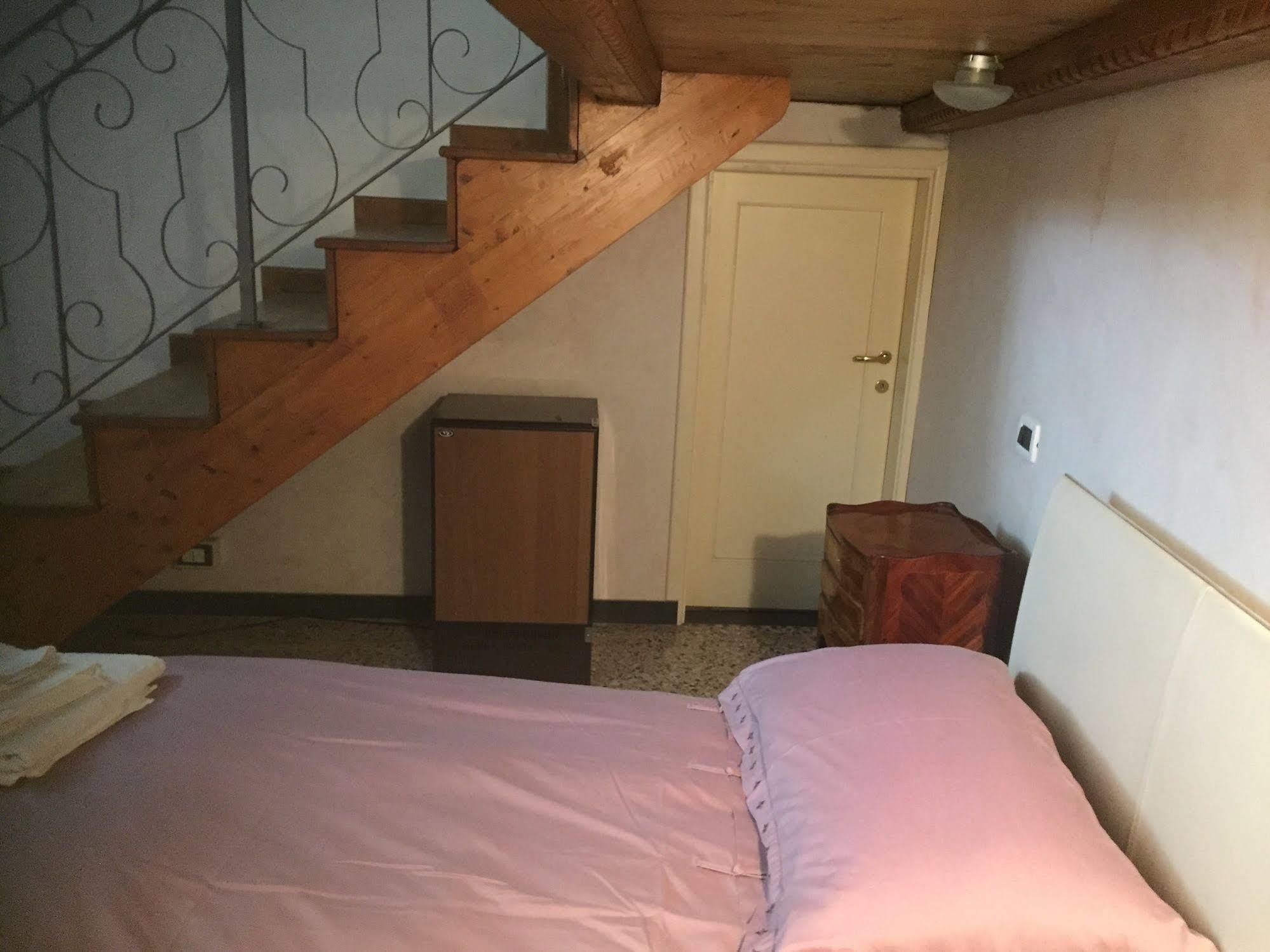 Bed and Breakfast Due Papi Savona Zewnętrze zdjęcie